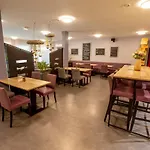 Hotel Ecluse 34 Hotel 2*